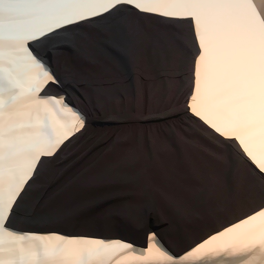 Bcbgeneration Black Romper. - image 5